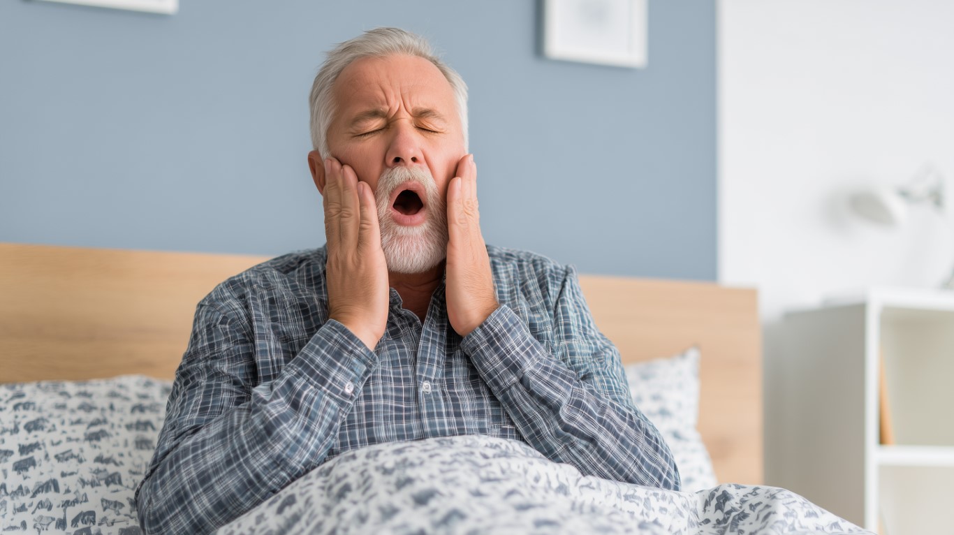 Problemy z oddychaniem i chrapanie podczas snu – wpływ pozycji i materaca