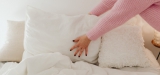 Poduszka do spania na brzuchu - jak wybrać dobrze?