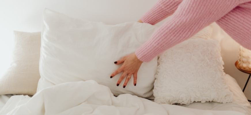 Poduszka do spania na brzuchu - jak wybrać dobrze?