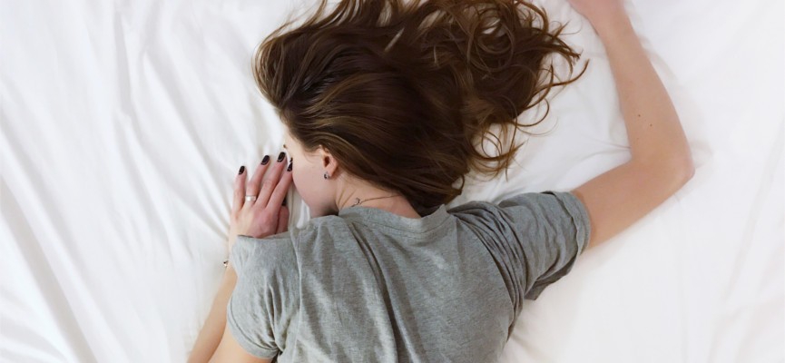 Pozycja podczas snu - czy śpisz prawidłowo?